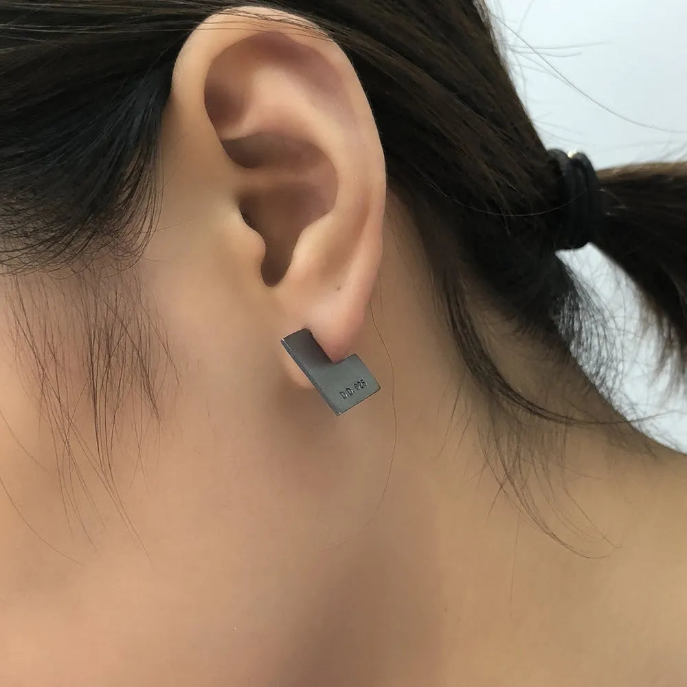 Oxidation black geometry square earrings ring in sterling silver with 16mm measurement