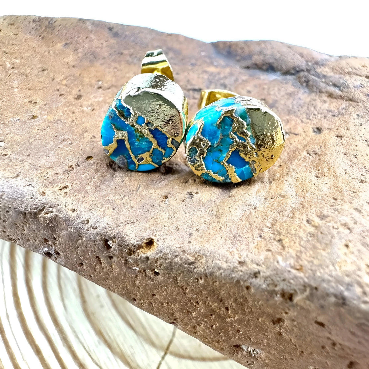 Natural stone bohemian style stud earrings with irregular cut in colour ER1031