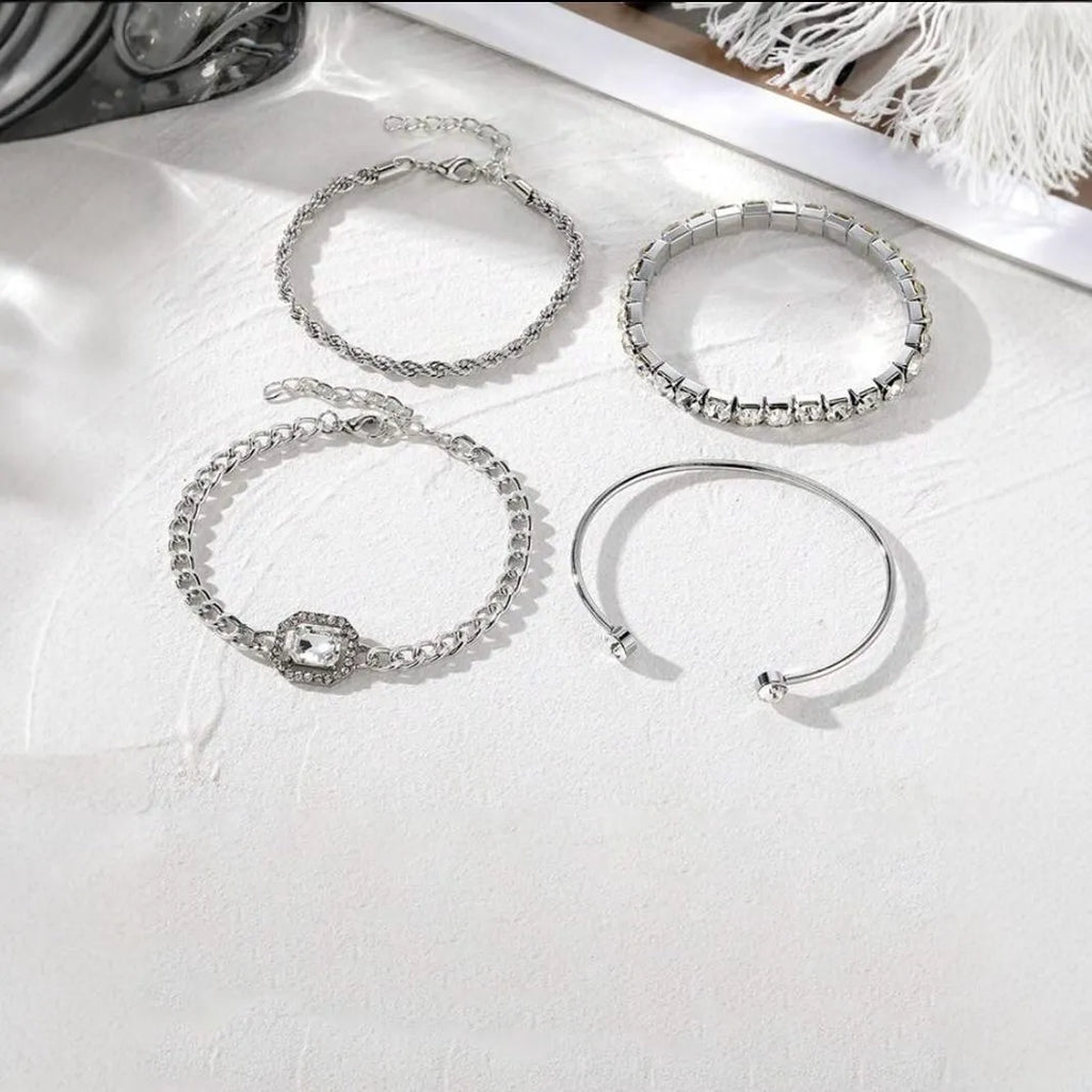 Women's retro geometric alloy jewellery four-piece set with metal chain and square diamond design