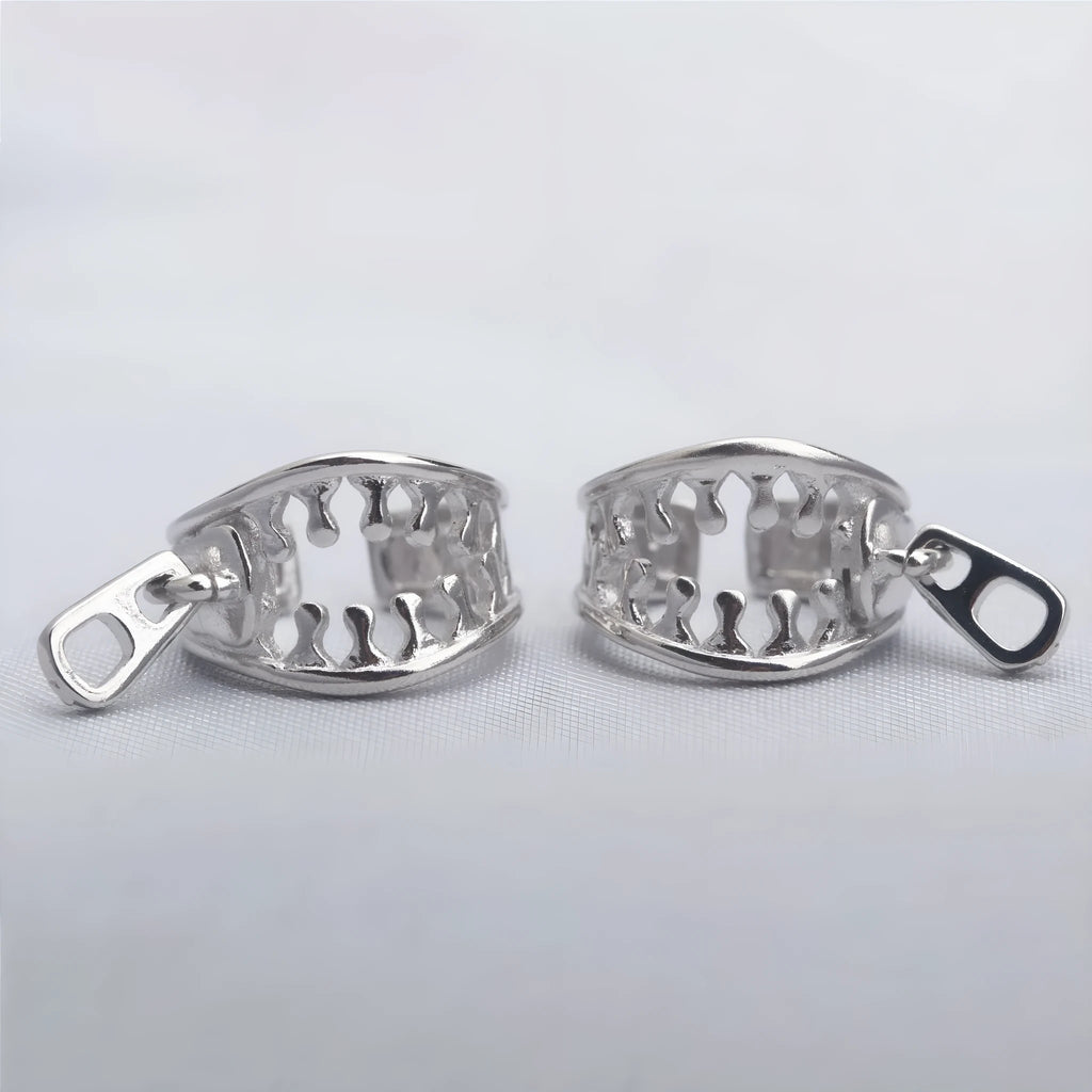 Copper geometric ear clips with zipper closure mechanism and linear design in ES862 colour