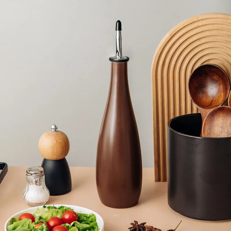 Ceramic kitchen oil pot with 650ml funnel and brush in black, coffee or white colour options
