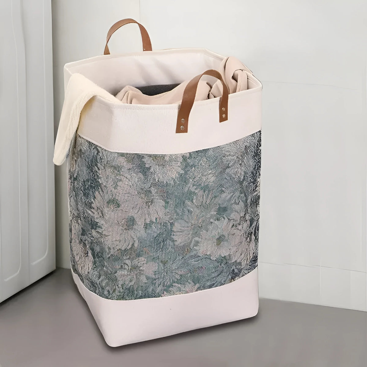 Collapsible fabric storage bag with handle in Colourful Bear pattern, dimensions 35x35x55cm.