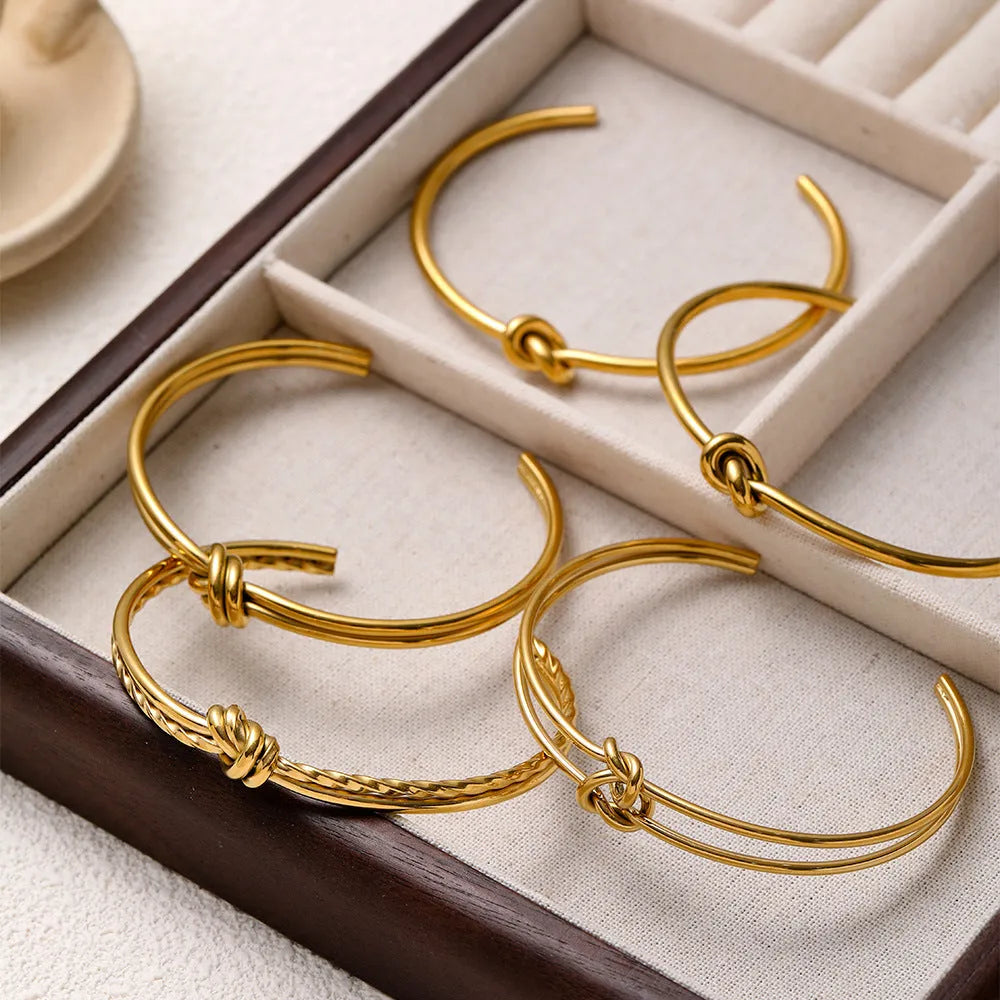 C-shaped open double-layer knotted bracelet in gold or silver plating with adjustable sizing