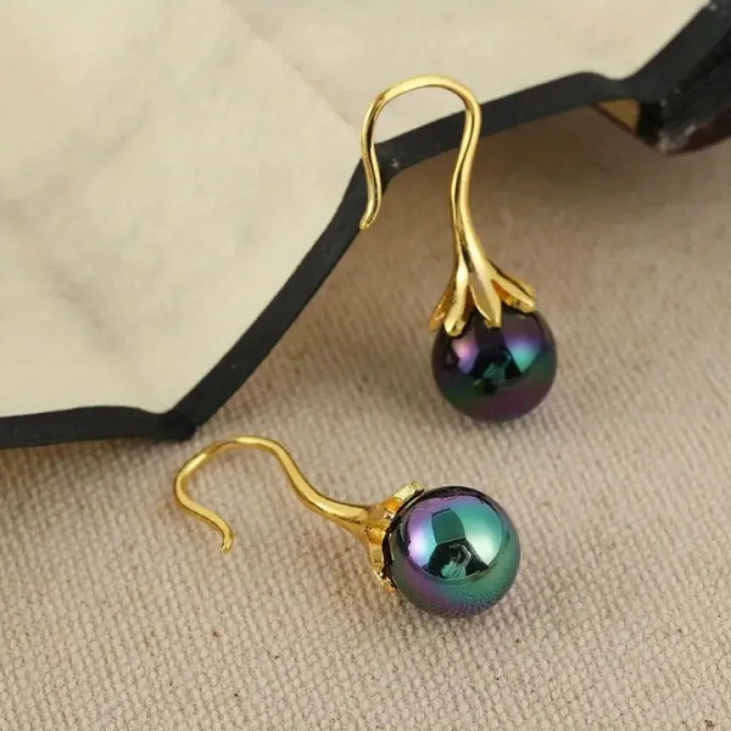 Women's retro fashion earrings with electroplated alloy construction and imitation gold colour