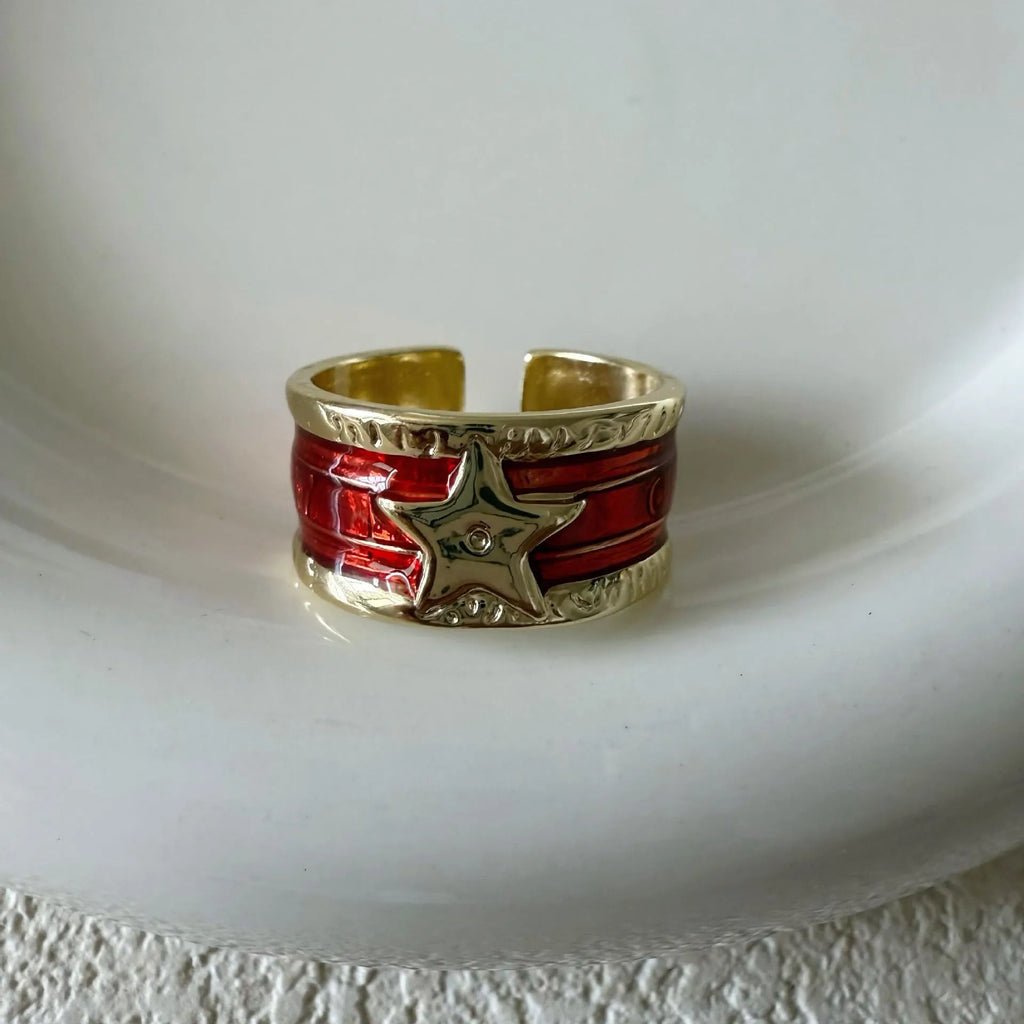 Retro distressed geometric copper ring with adjustable sizing in black, red, blue colour options