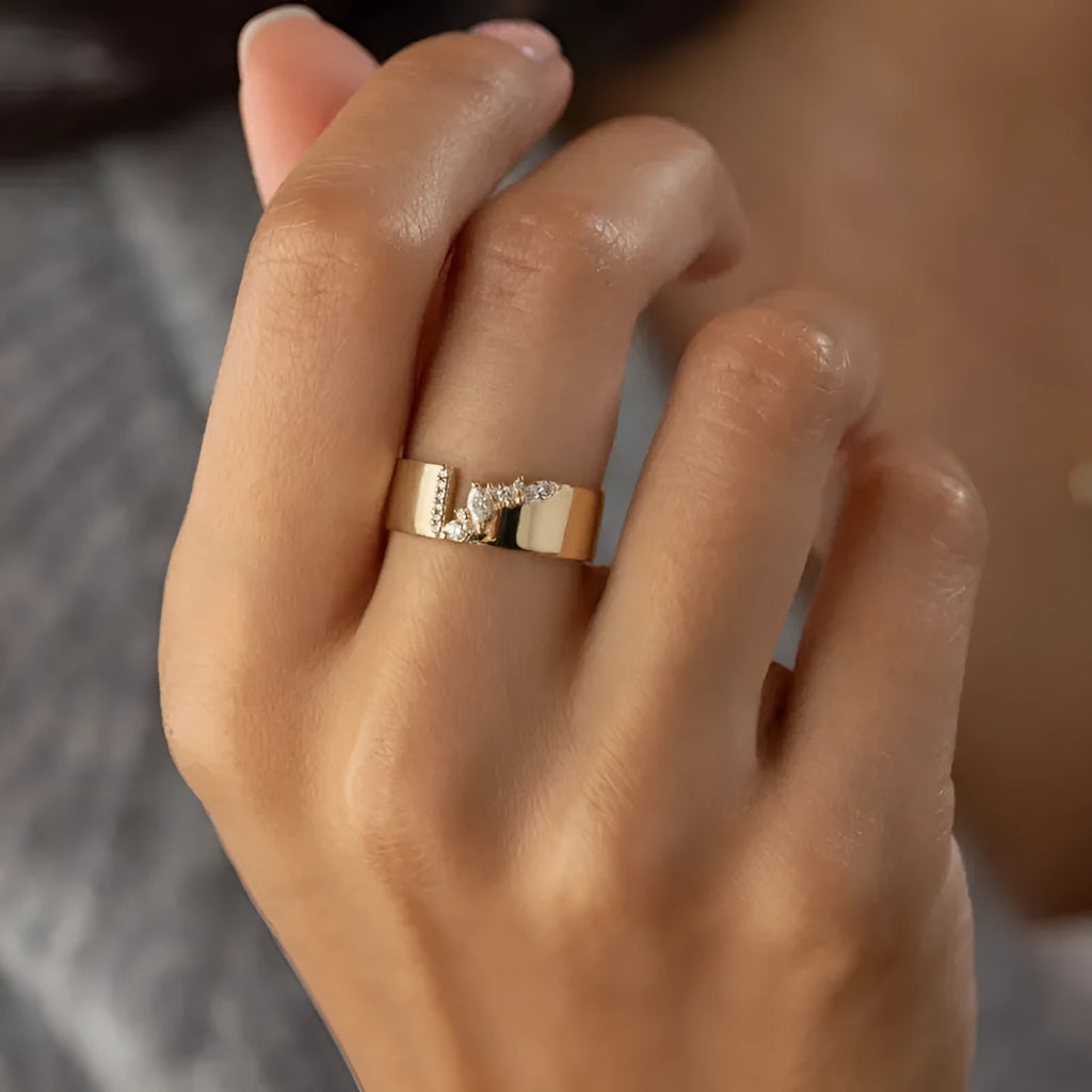 Gold electroplated copper fashion ring with shining zircon detail showing front view