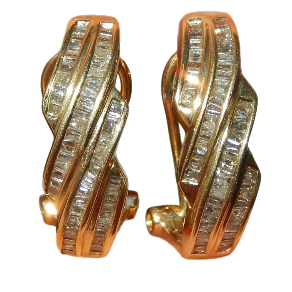 Gold geometric round retro fashion earrings with copper construction for unisex wear