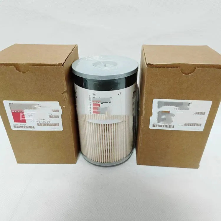 FS19764 diesel fuel filter with folding paper element for generator sets