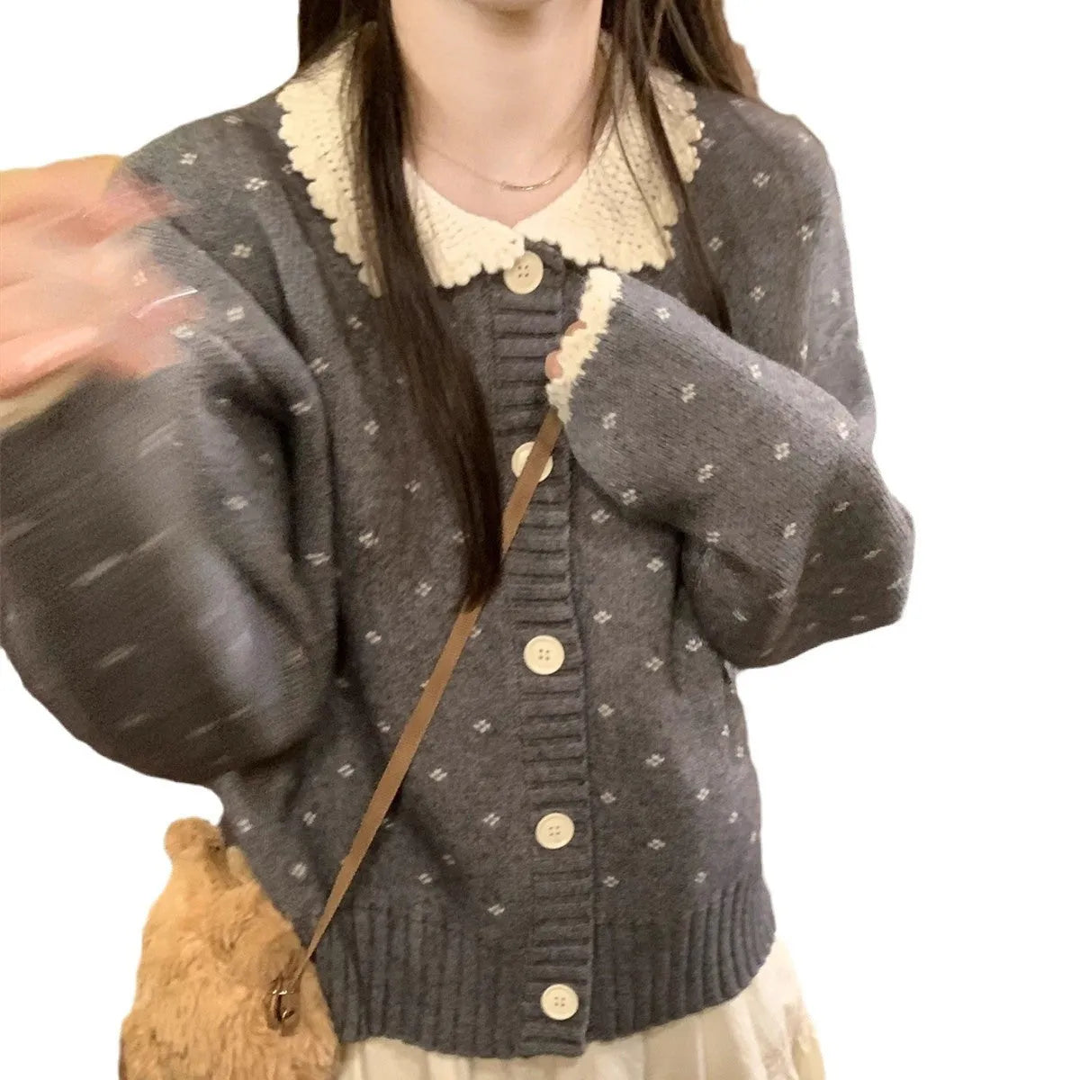 Retro Peter Pan collar knitted cardigan in floral pattern with button front