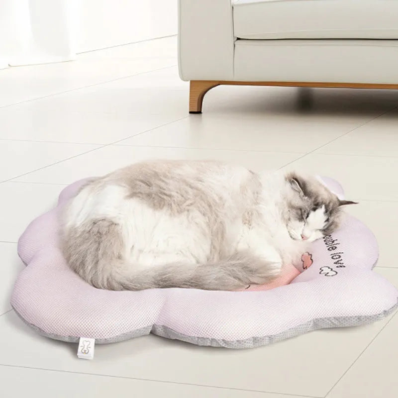 Green pet cooling mat for dogs and cats with ice silk fabric in large size