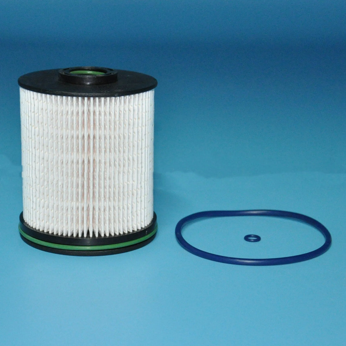 Diesel fuel filter and gasket kit for Vauxhall and Opel Astra models, 106mm tall.
