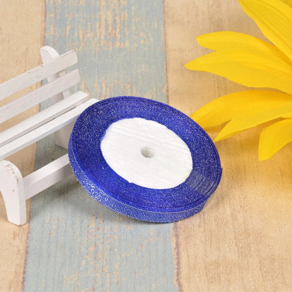 3 points polyester ribbon with colourful green onion pattern and metallic wire accents on 25-yard spool