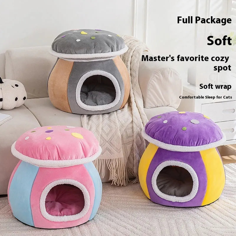 Mushroom-shaped cat bed in plush material available in purple, pink and grey colours