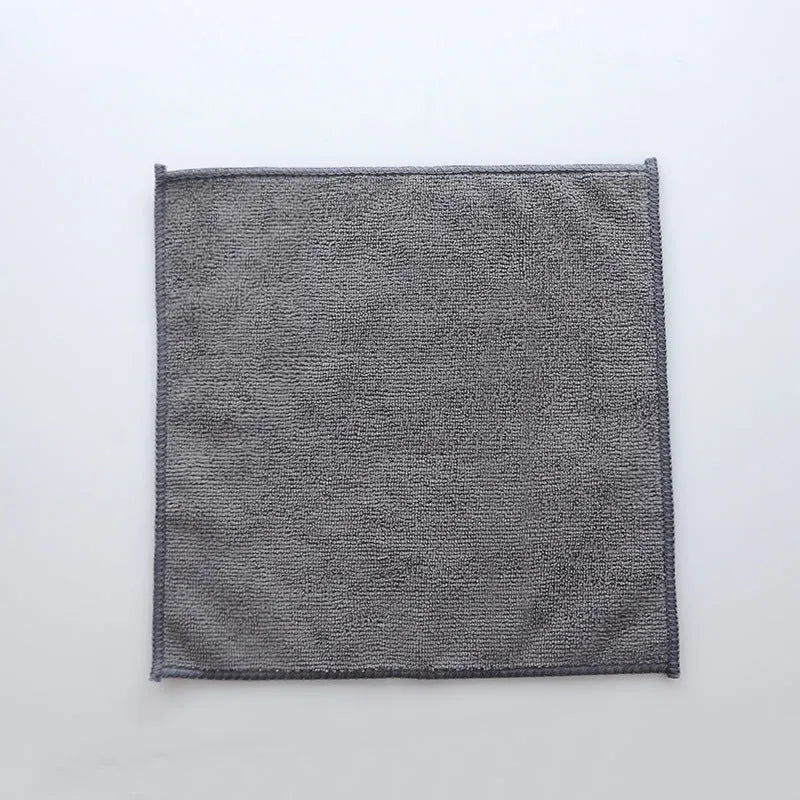 Grey microfibre kitchen cleaning cloth measuring 25cm square for oilproof dishwashing