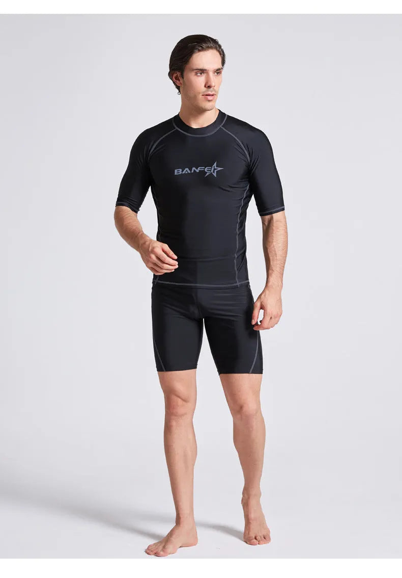 Men's quick-drying half sleeve swimsuit set in nylon for snorkeling and surfing