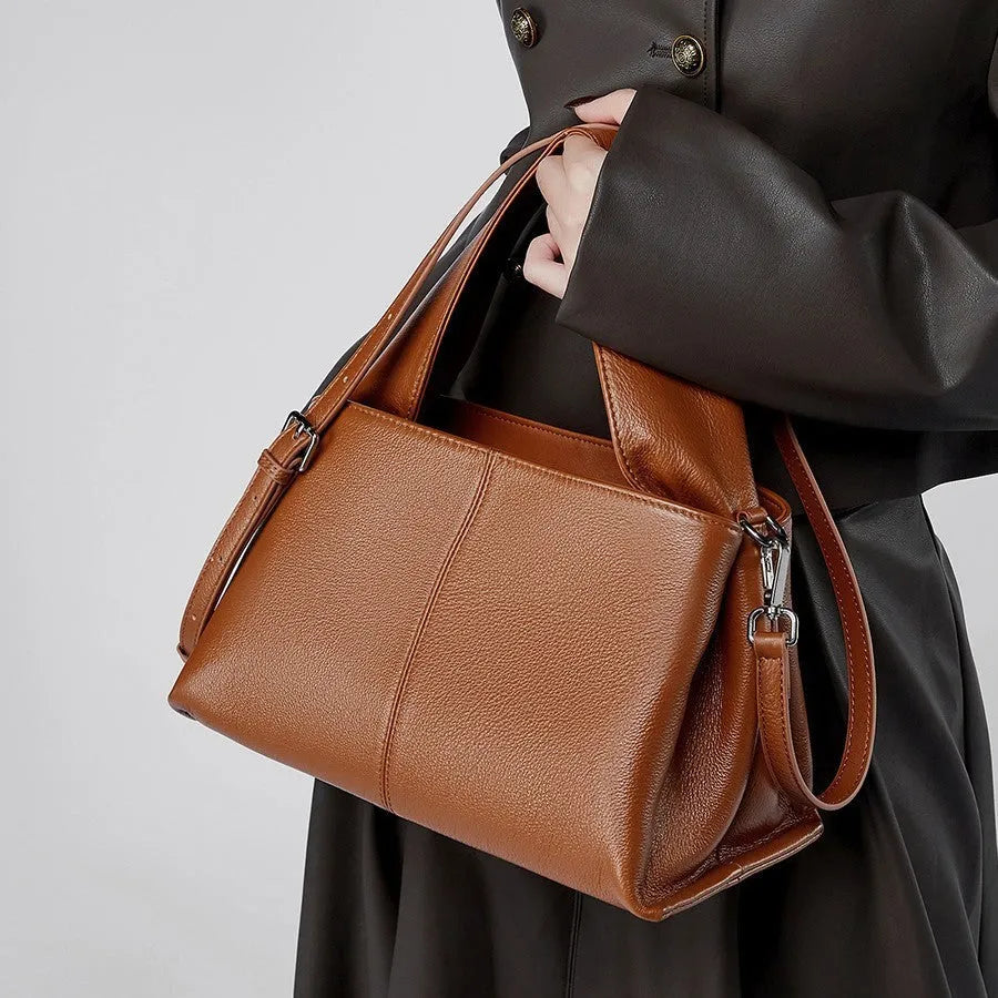 Women's genuine leather messenger bag in horizontal square shape with retro texture and shoulder straps