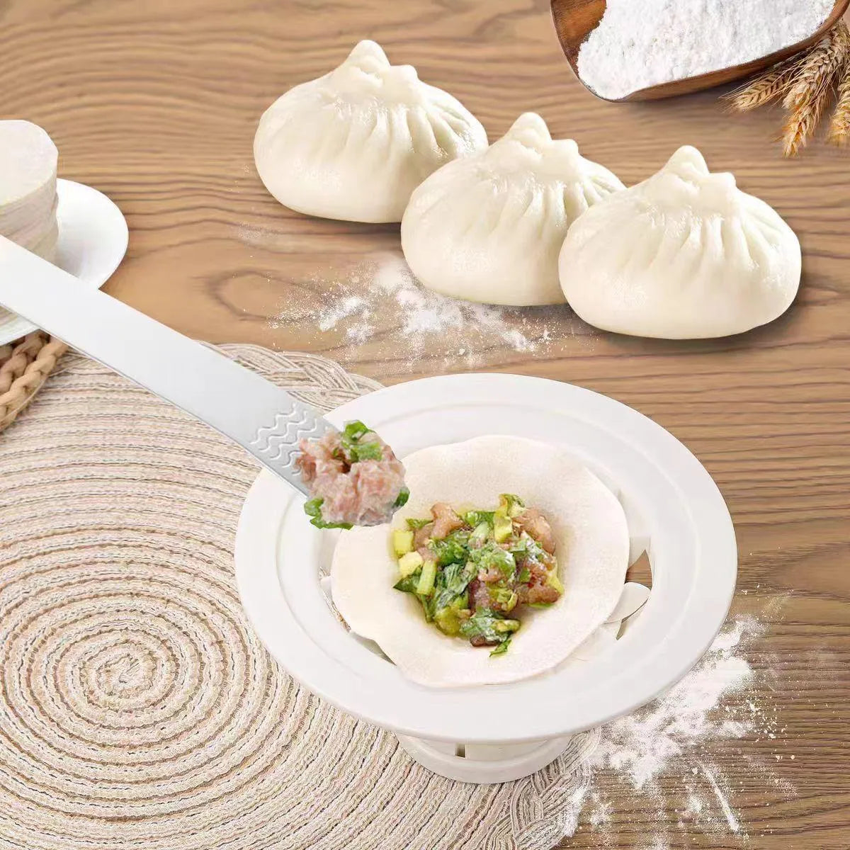 Black plastic steamed bun and dumpling mould tool for making dim sum