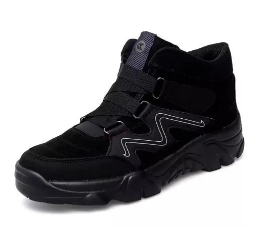 Men's casual shoes in five colour options with size range from 39 to 49