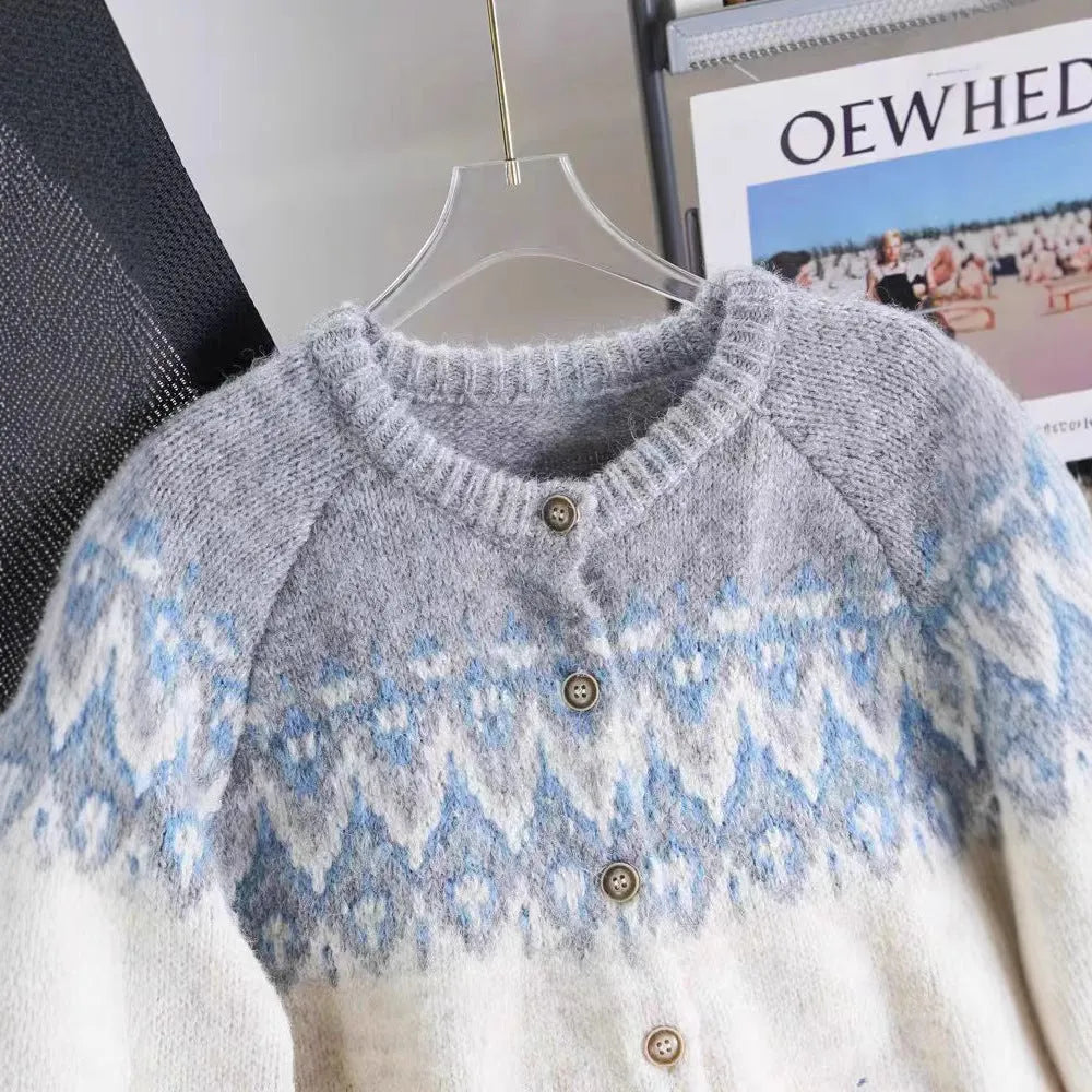 Women's contrast colour jacquard thick sweater coat in loose free size fit.