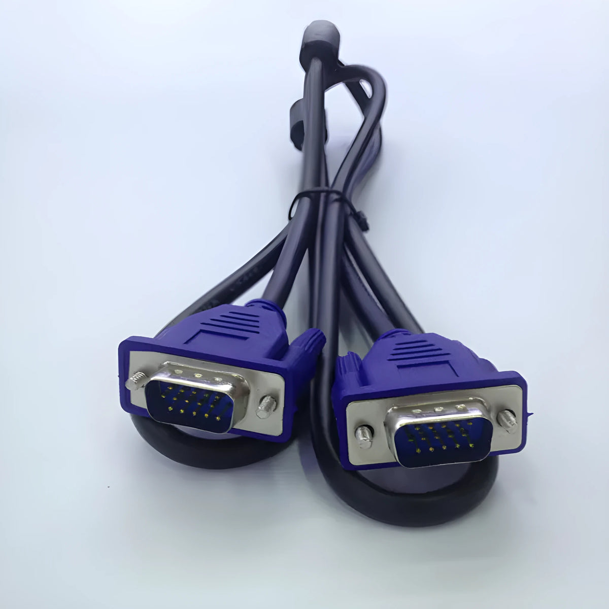 Black VGA cable with blue connectors, nickel-plated terminals, 1.5 metre length for monitor connections