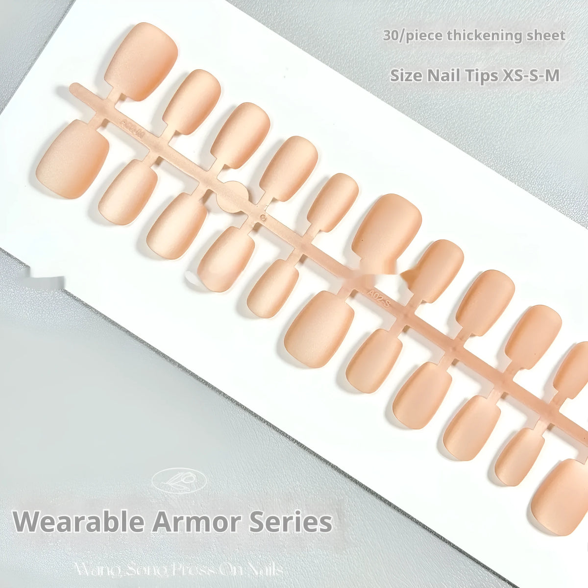 Frosted velvet Cat's Eye Aurora effect press-on artificial nails for short ladder shapes on a display card.