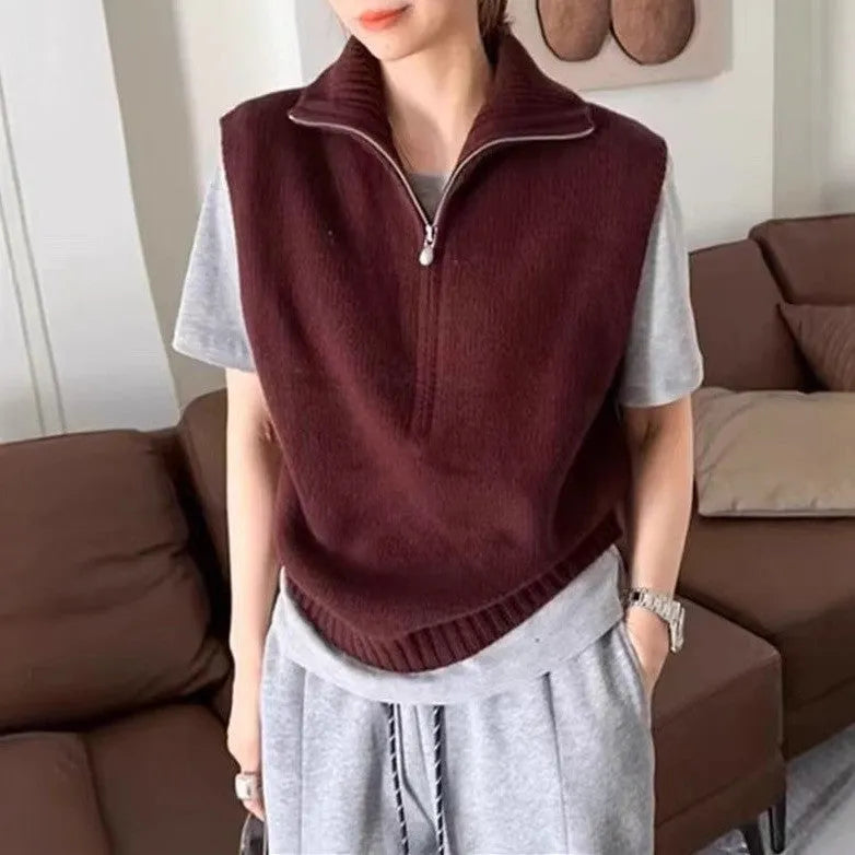 Retro half zipper sleeveless knit vest in polyester mesh with 3D pattern