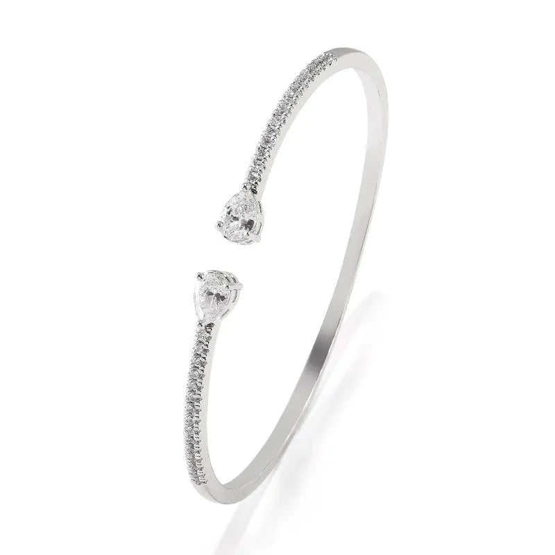 Copper bracelet with inlaid zircon decoration in simple style, white and blue colour options