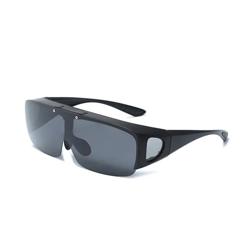Polarised sunglasses with myopia correction for outdoor sports including mountain climbing and cycling