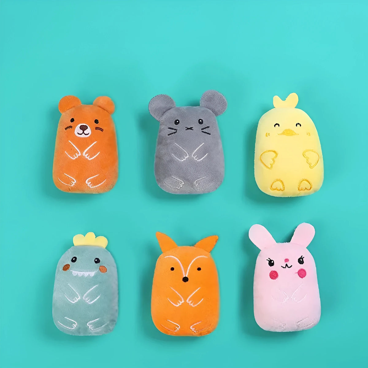 Compact brown plush catnip chewing toy with vocal element measuring 11cm