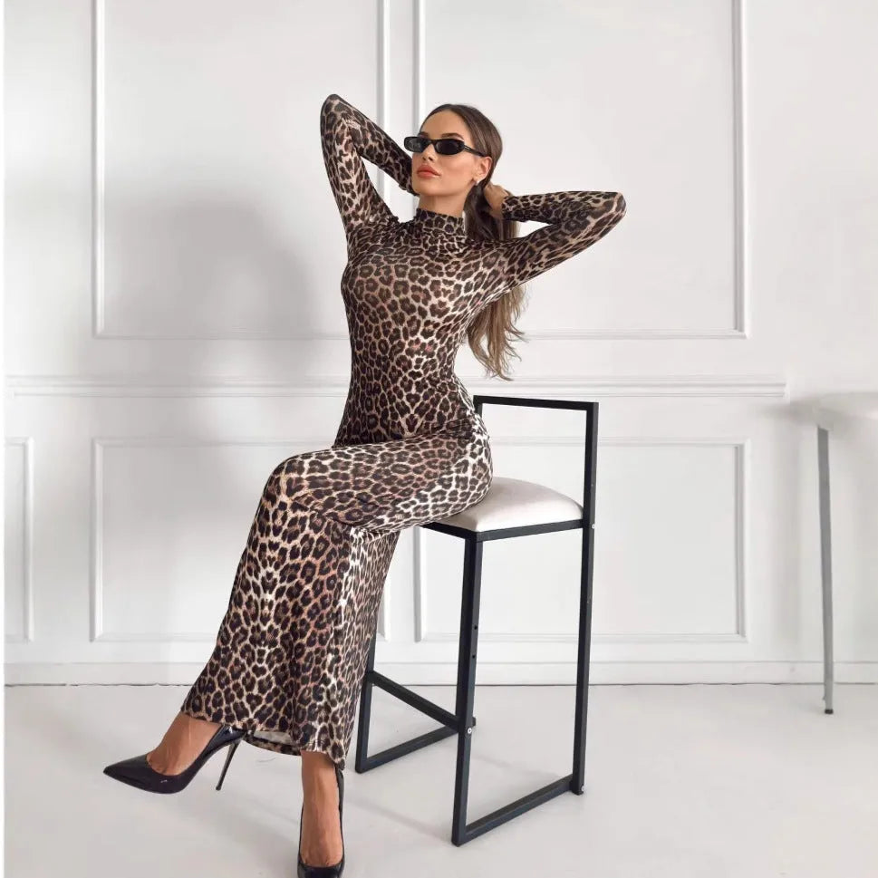 Leopard print stand collar long sleeve dress with high waist and hip skirt silhouette