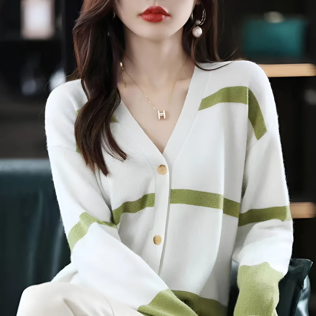 Women's striped V-neck button cardigan with a 3D pattern in a slim fit.