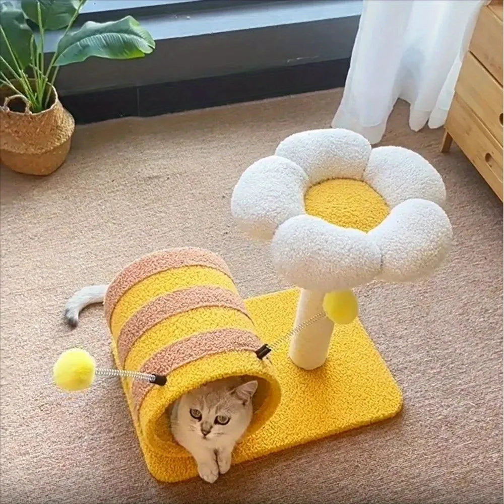 Yellow bee-shaped cat climbing frame with sisal scratching board and tunnel, dimensions 46x36x25cm