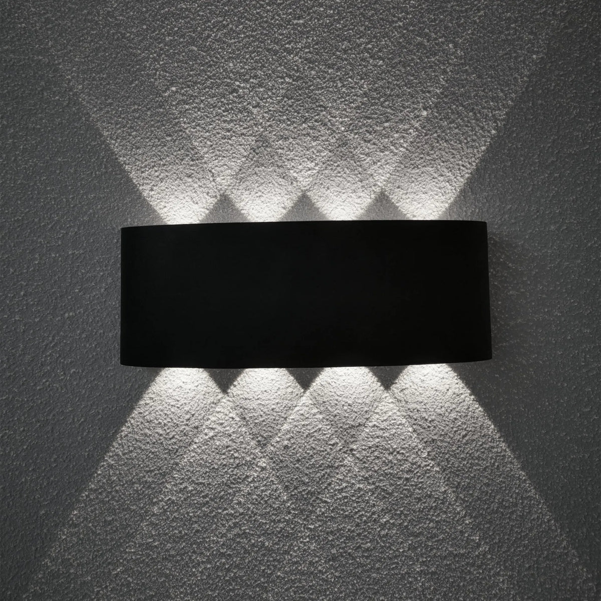 LED modern corridor lamp with aluminium shade in silver or black, 180mm length for home lighting