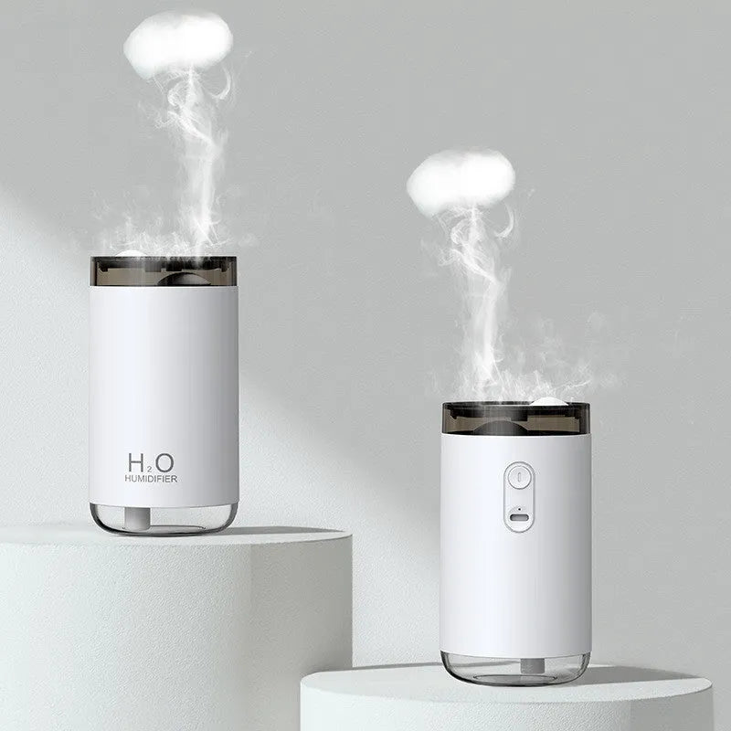Jellyfish humidifier with USB connection and warm night light in white pink or blue colours
