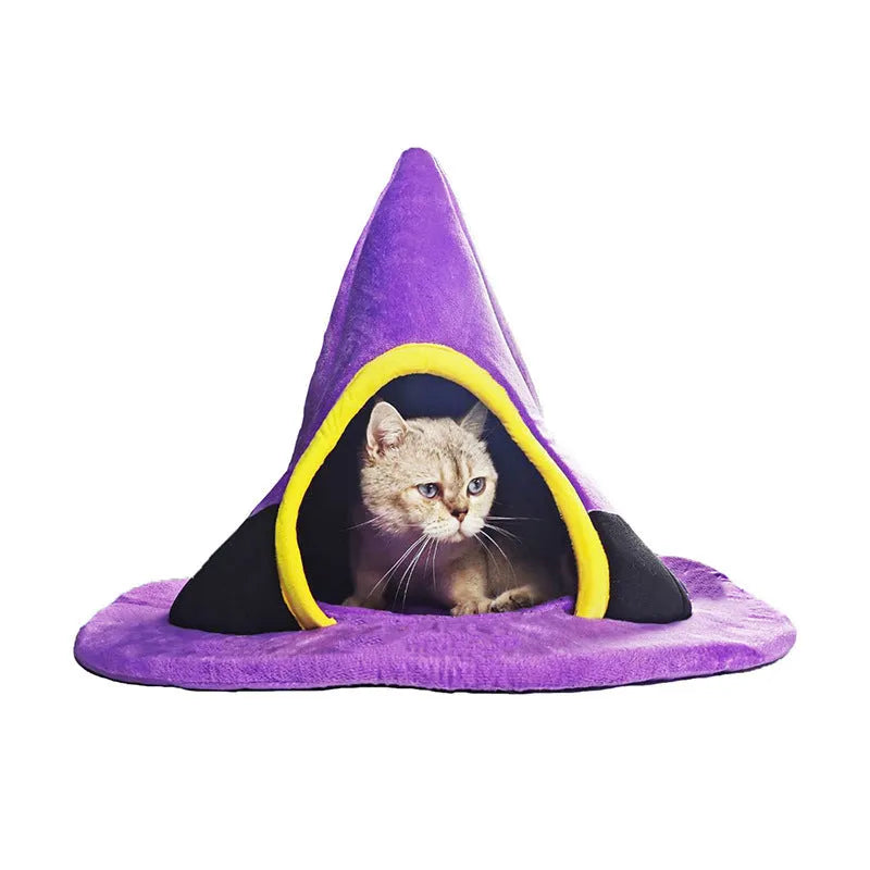Purple witch hat-shaped cat bed measuring 60x45cm for Halloween pet décor