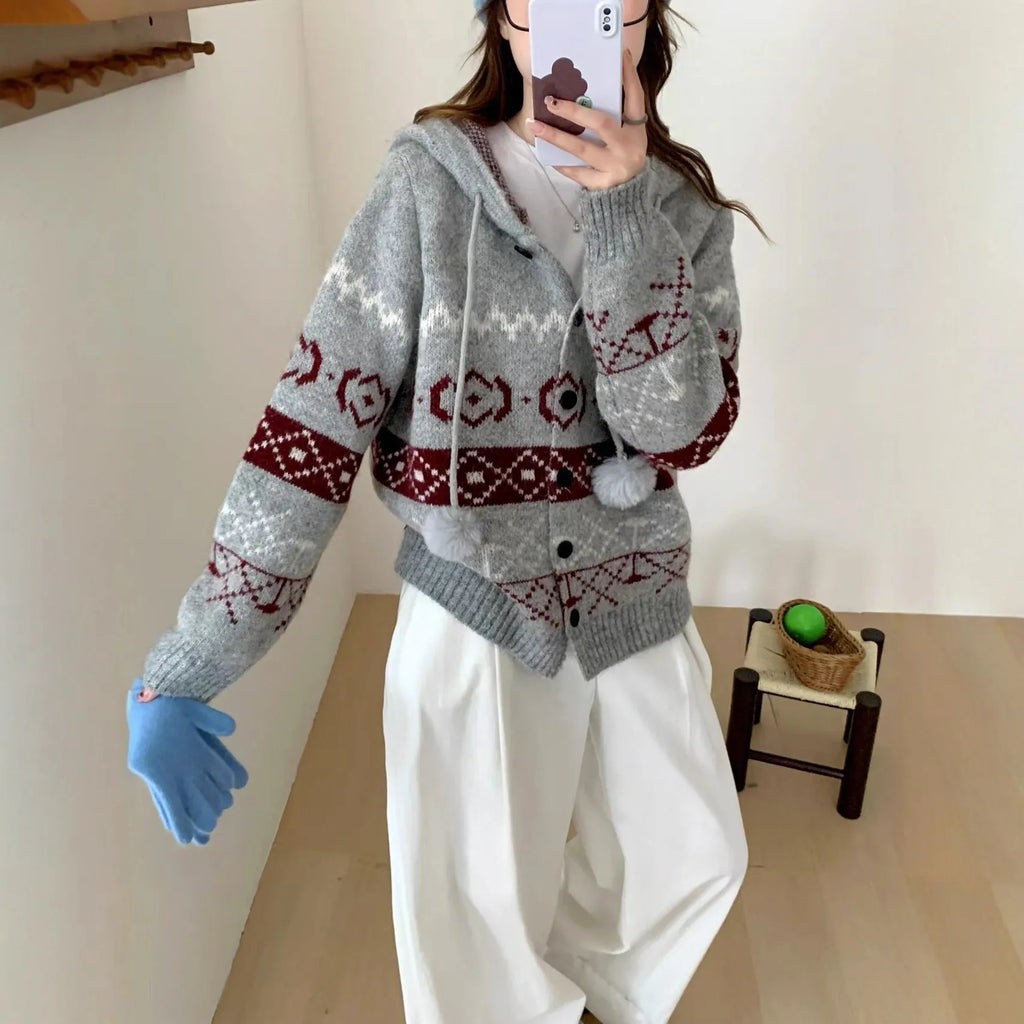 Plus size women's brocade sweater coat with geometric pattern in milky white