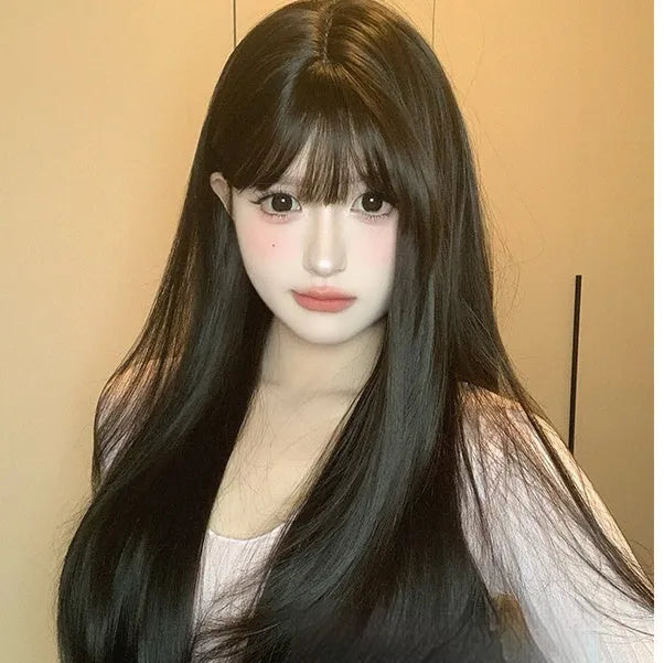 Dark brown women's wig with long straight hair and fringe, made from heat-resistant synthetic fibre