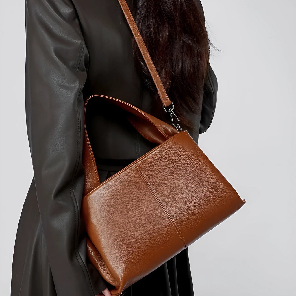 Women's genuine leather messenger bag in horizontal square shape with retro texture and shoulder straps