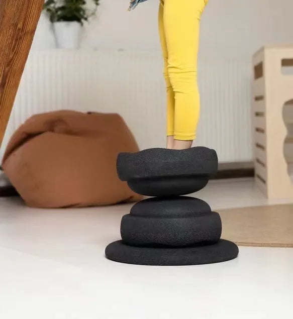 Plastic wood surf balance board for children with wood-inspired finish