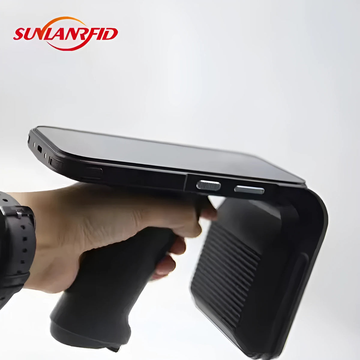 SLP-05 handheld Android UHF RFID reader scanner with integrated display and trigger.