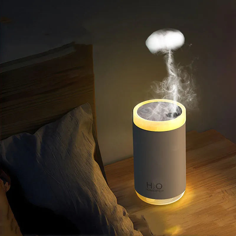 Jellyfish humidifier with USB connection and warm night light in white pink or blue colours