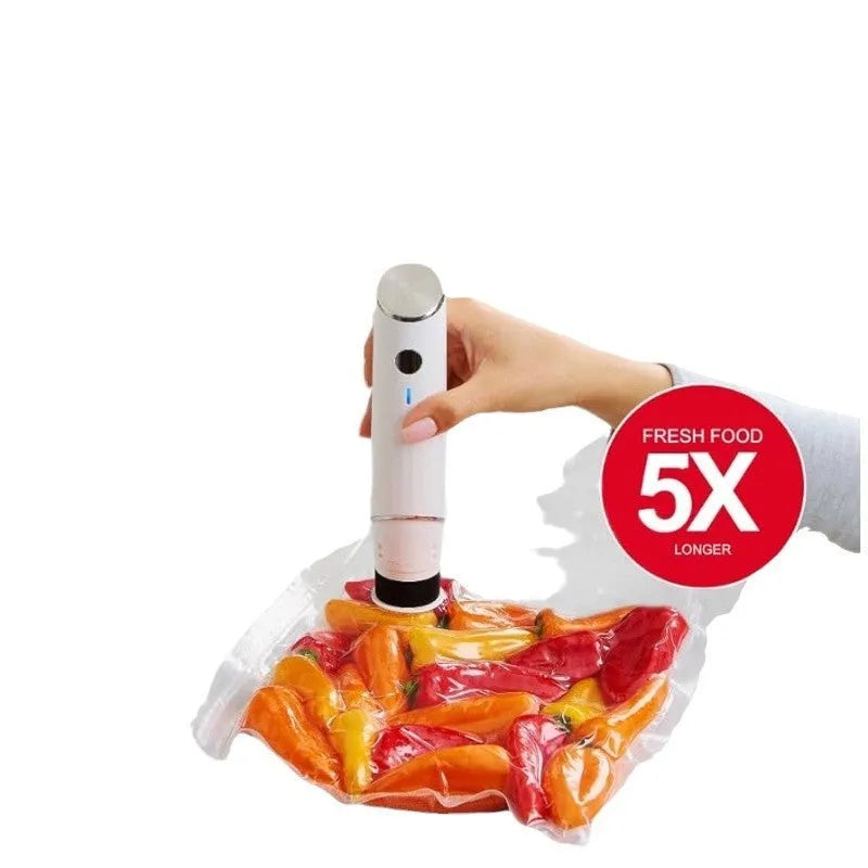 White USB electric vacuum food storage pump with 26x28cm vacuum bags for kitchen use
