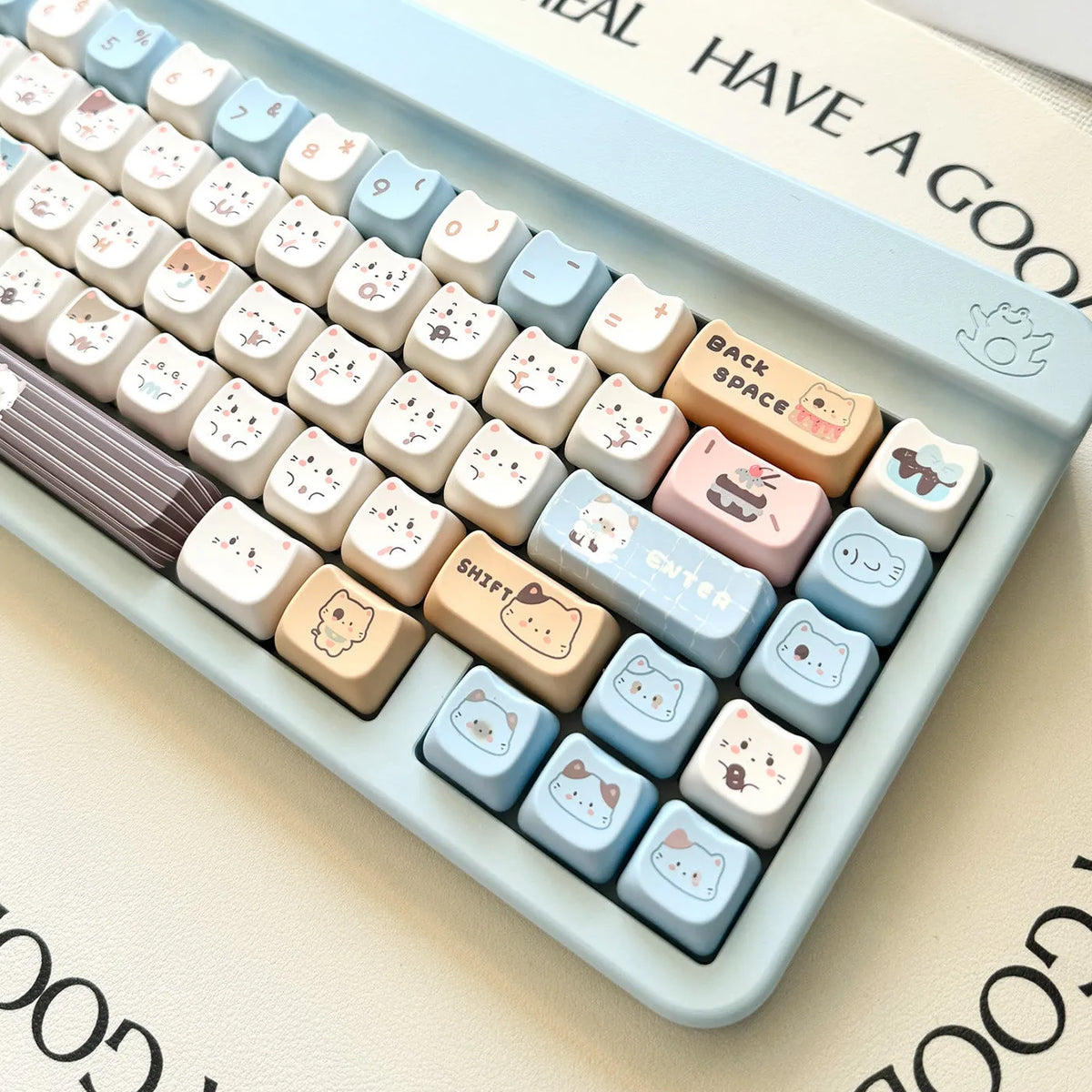 Sea Salt Cat mechanical keyboard PBT key cap set with ocean theme and March 7u spacebar supplement