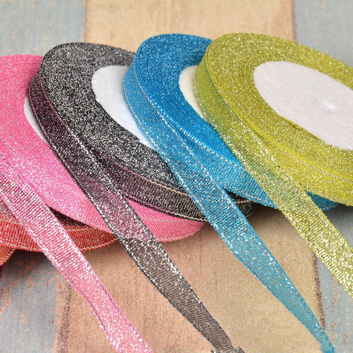 3 points polyester ribbon with colourful green onion pattern and metallic wire accents on 25-yard spool
