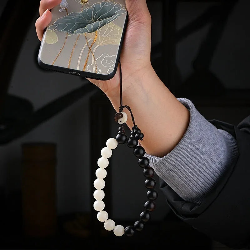 White corypha umbraculifera and blackwood eight-diagram bead bodhi seed bracelet
