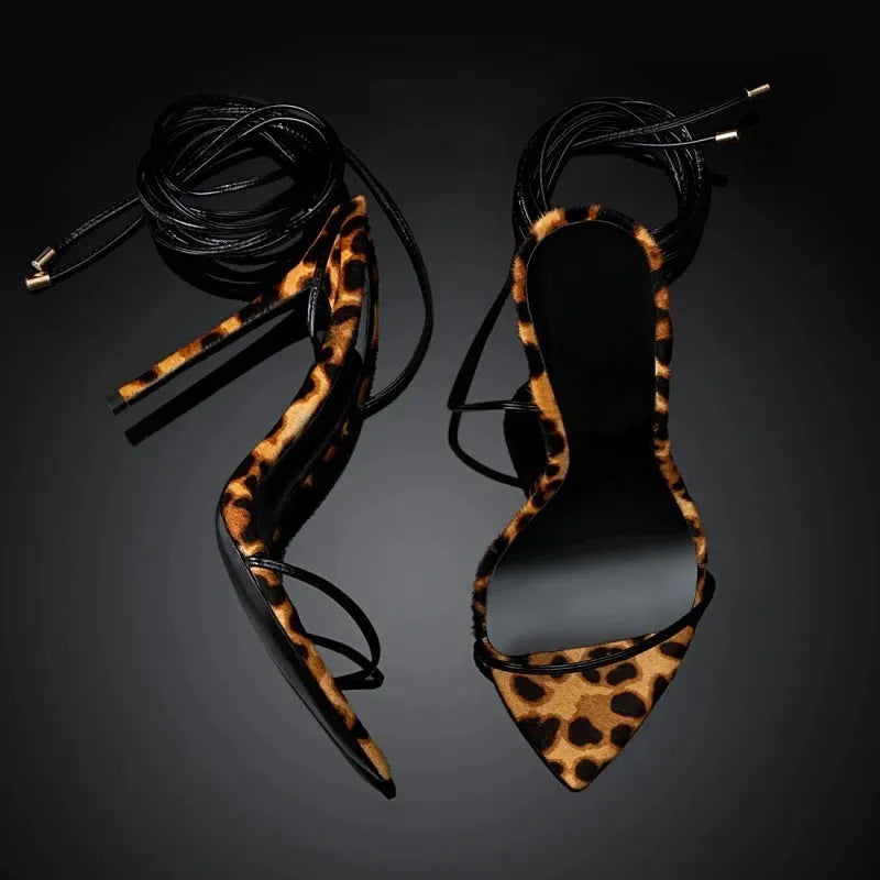 Women's leopard print Roman sandals with pointed toe and buckle fastening in various sizes