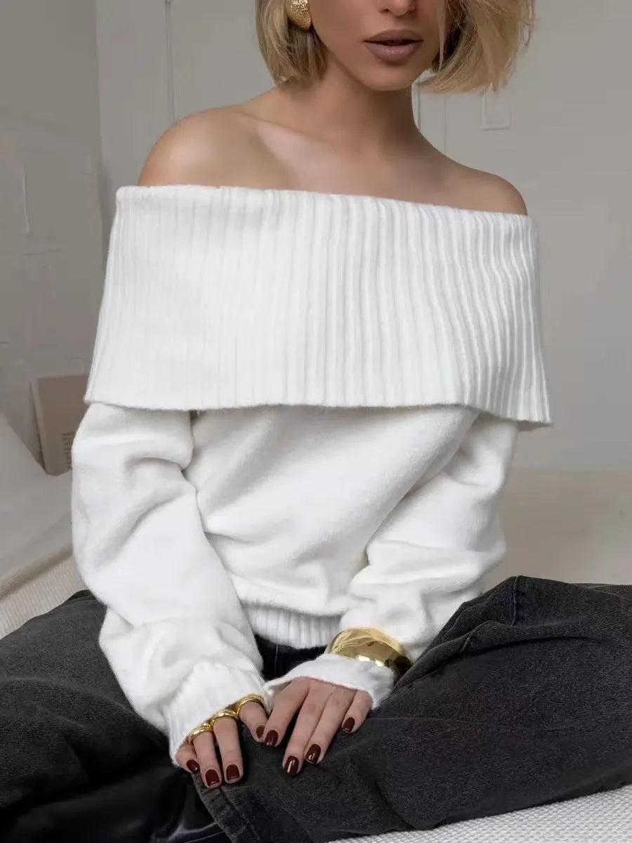 Grey off-the-shoulder jumper with 3D pattern texture, strapless design, regular sleeves