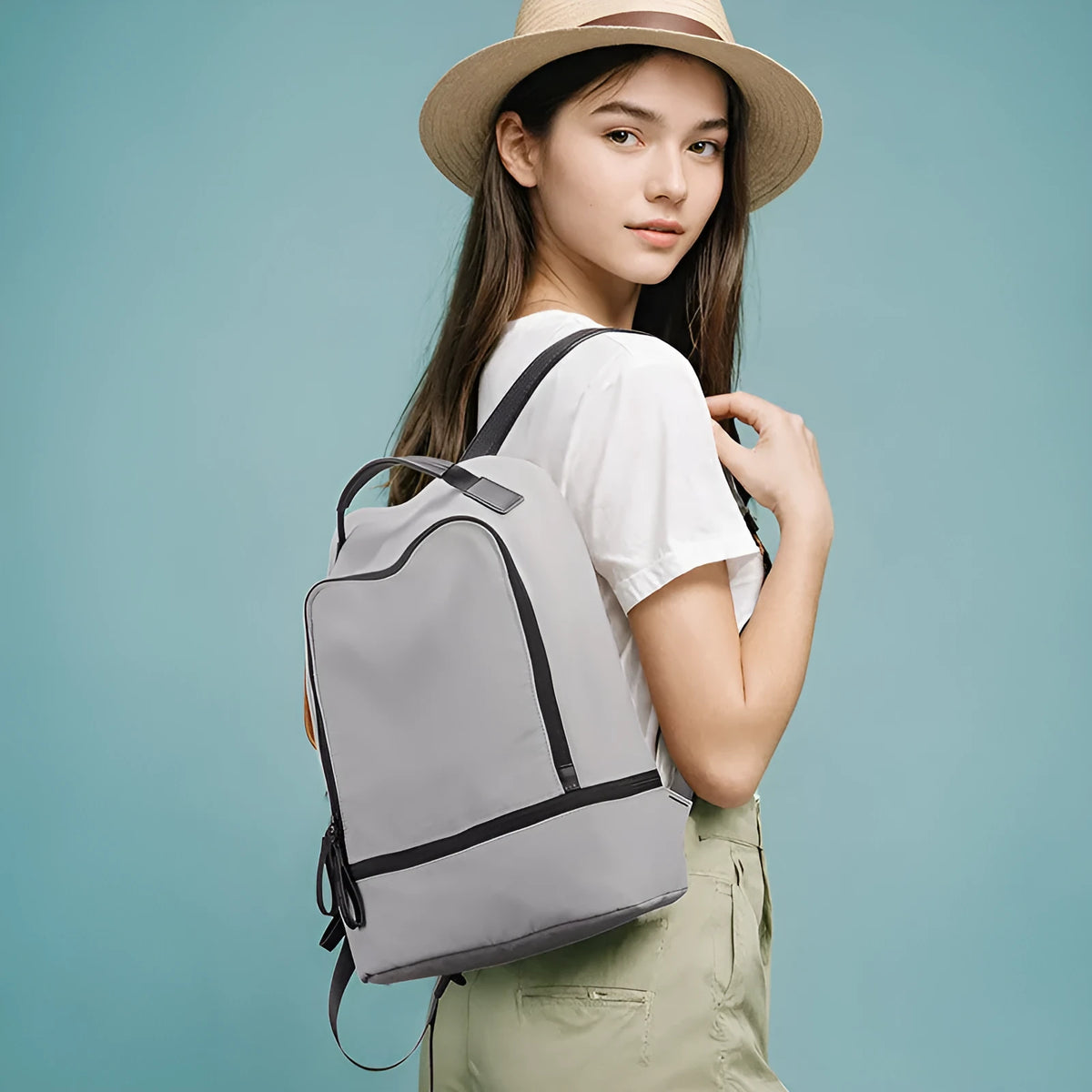 Lightweight Oxford cloth backpack in solid colour with 20L capacity for travel and commuter use