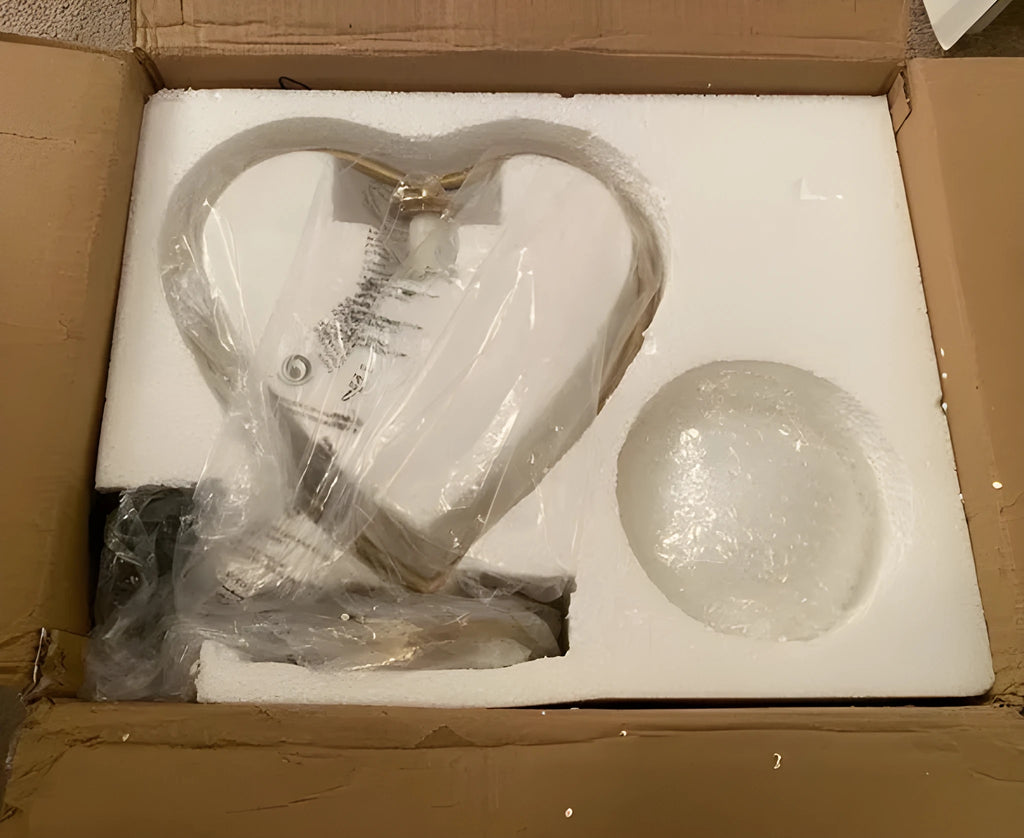 Heart shaped decorative LED desk lamp with warm white glow