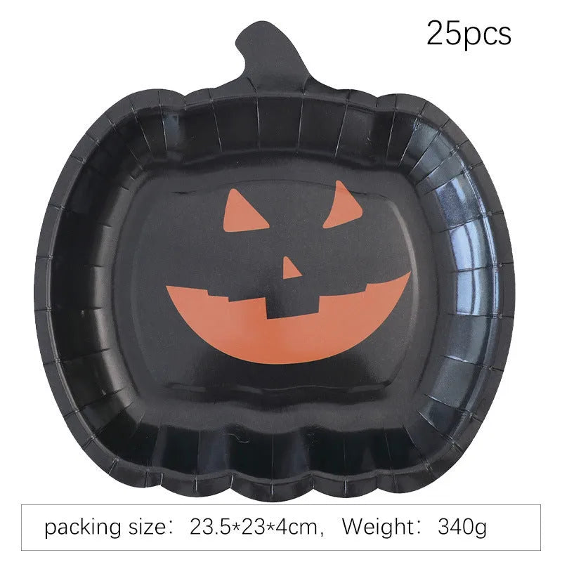 Cute black pumpkin design on a 9-inch thickened disposable paper plate for Halloween parties.